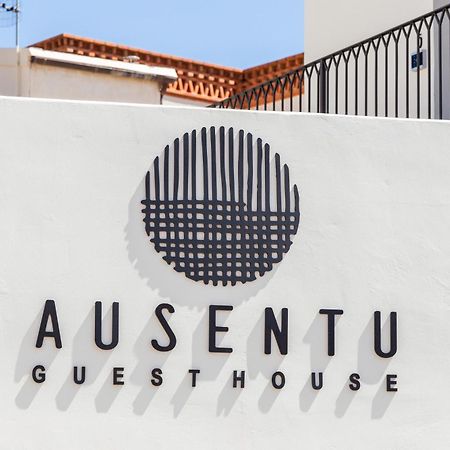 Ausentu Guest House 토르톨리 외부 사진