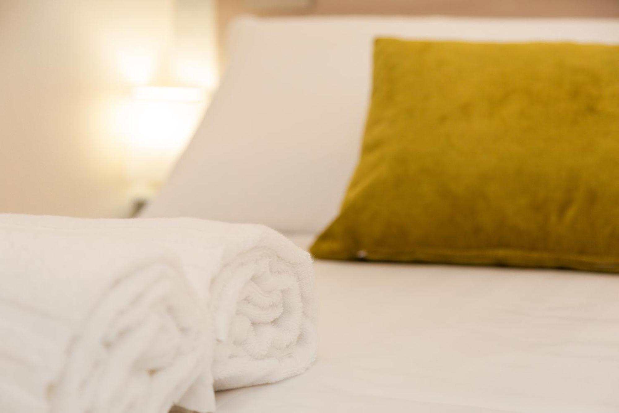Ausentu Guest House 토르톨리 외부 사진