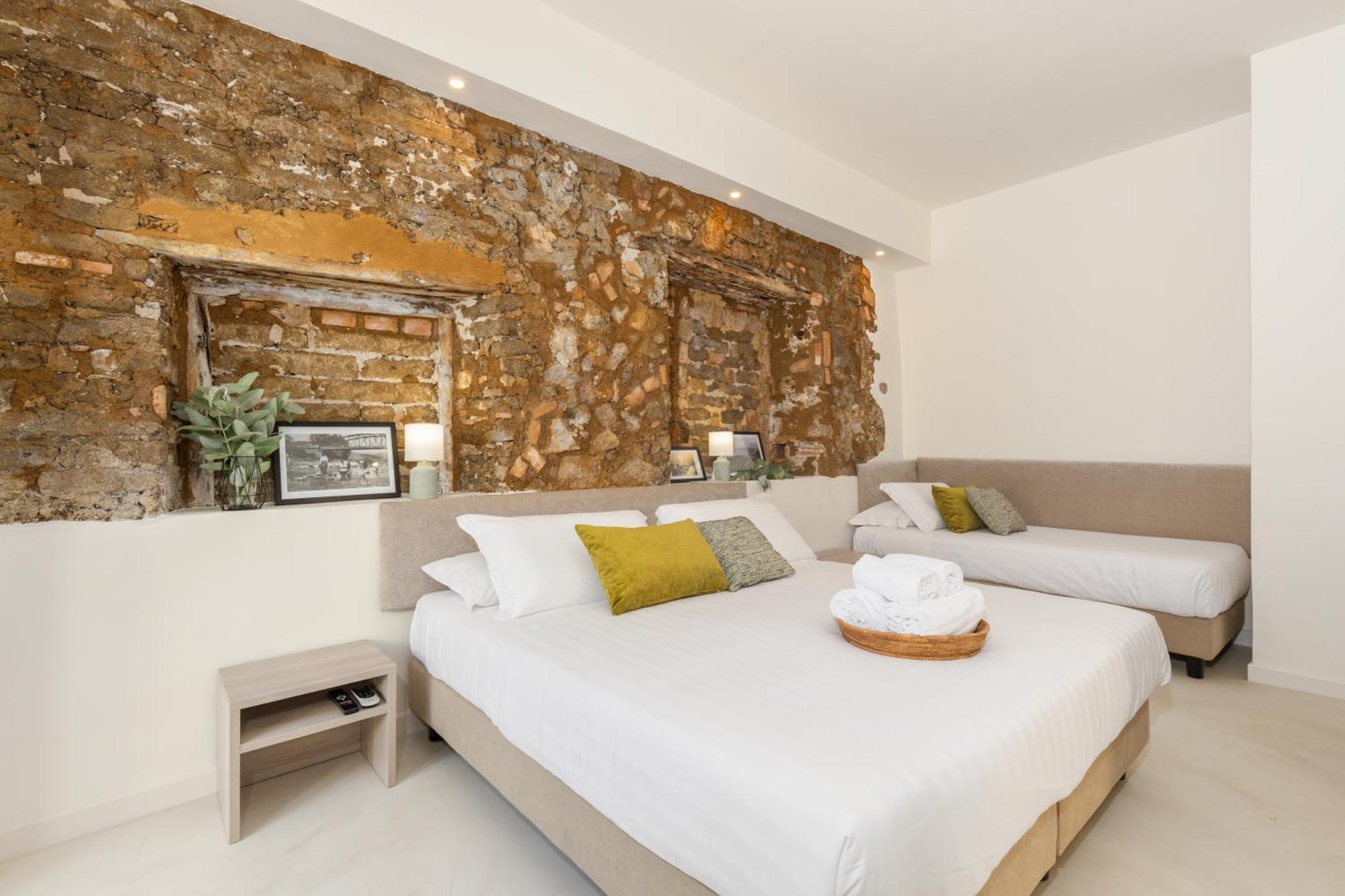 Ausentu Guest House 토르톨리 외부 사진