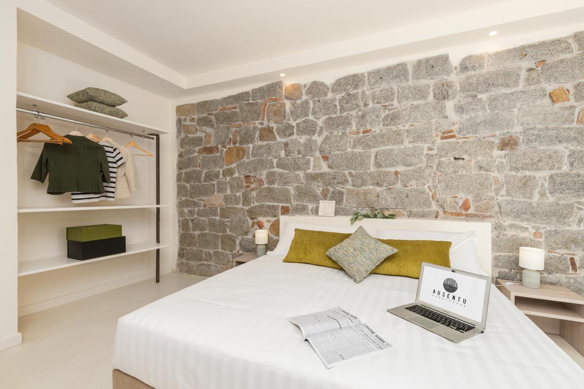 Ausentu Guest House 토르톨리 외부 사진